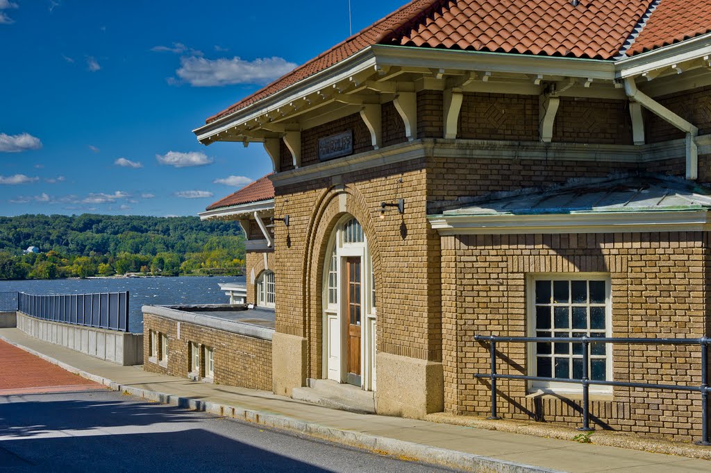 Rhinecliff Station #2