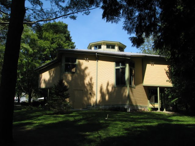 Ram Dass Library, Omega Institute Campus, Rhinebeck, New York