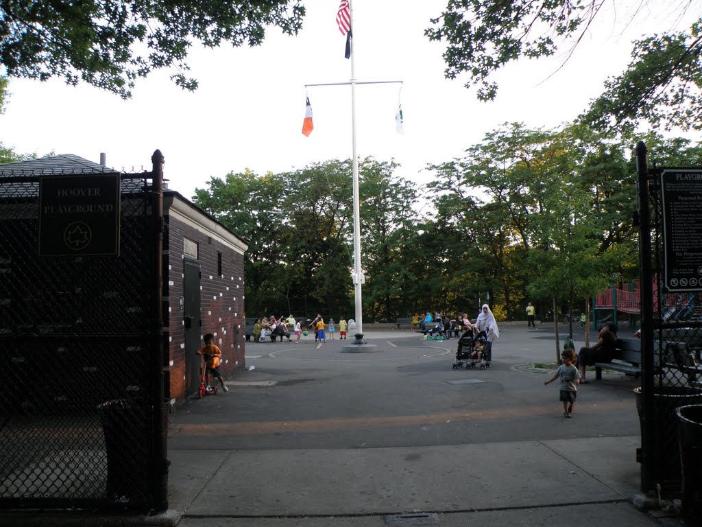 Hoover Playground round the corner near my house in Briarwood,New York. USA.