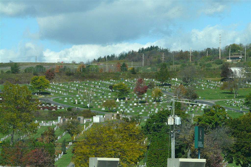 calvary cemetery from rt17