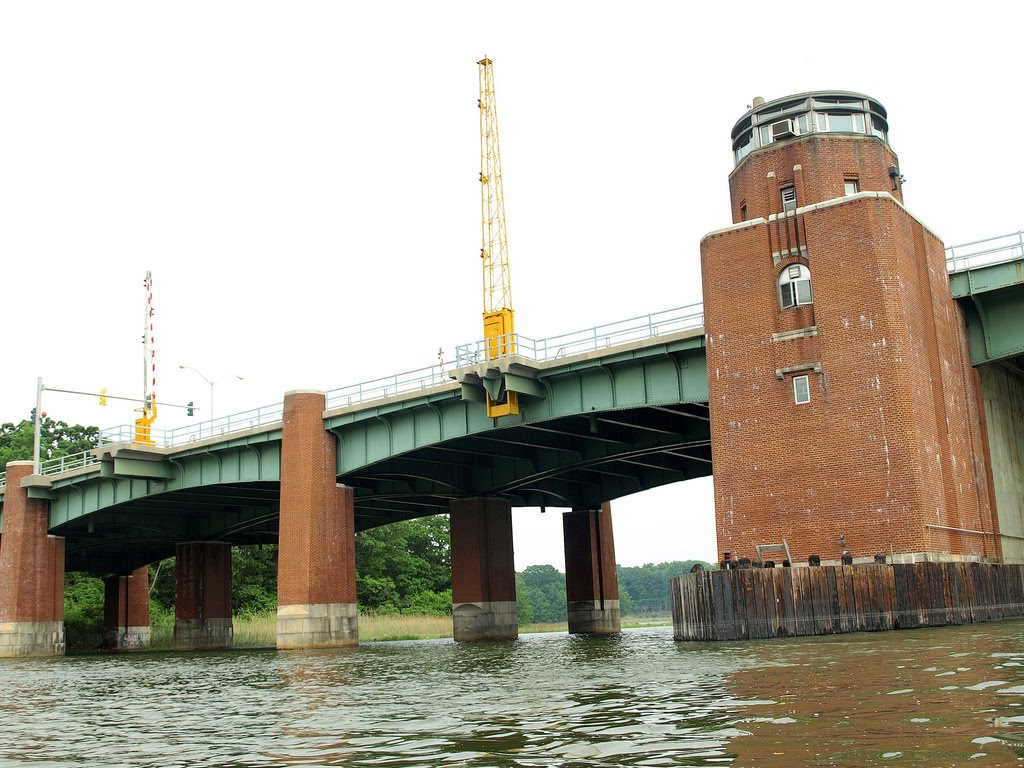Hutchinson River Parkway Bridge over Hutchinson River, Bronx, New York City