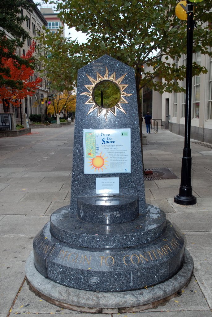 Sun, The Ithaca Commons