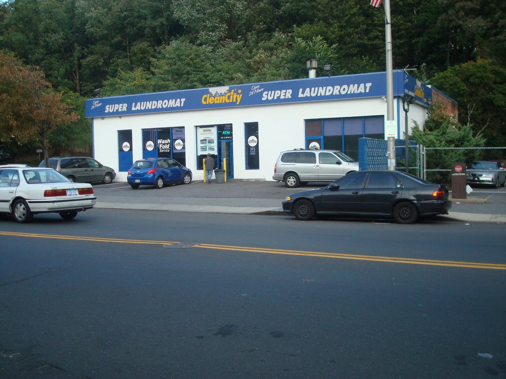 South Broadway - Clean City super laundromat
