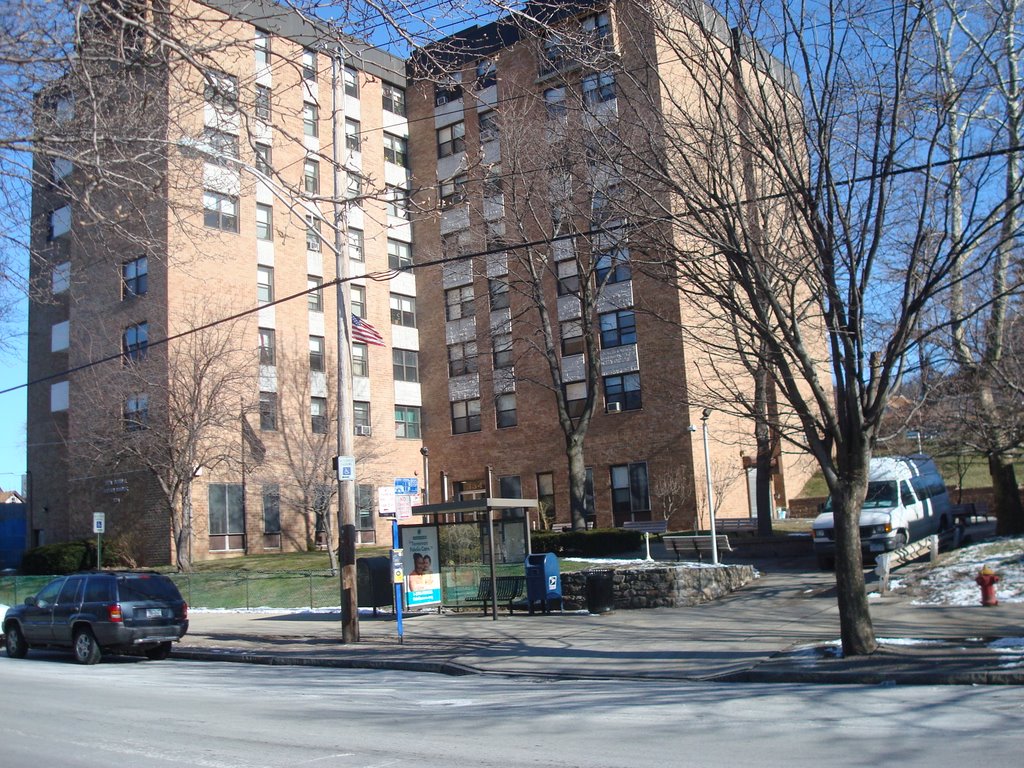 334 Riverdale.Ave