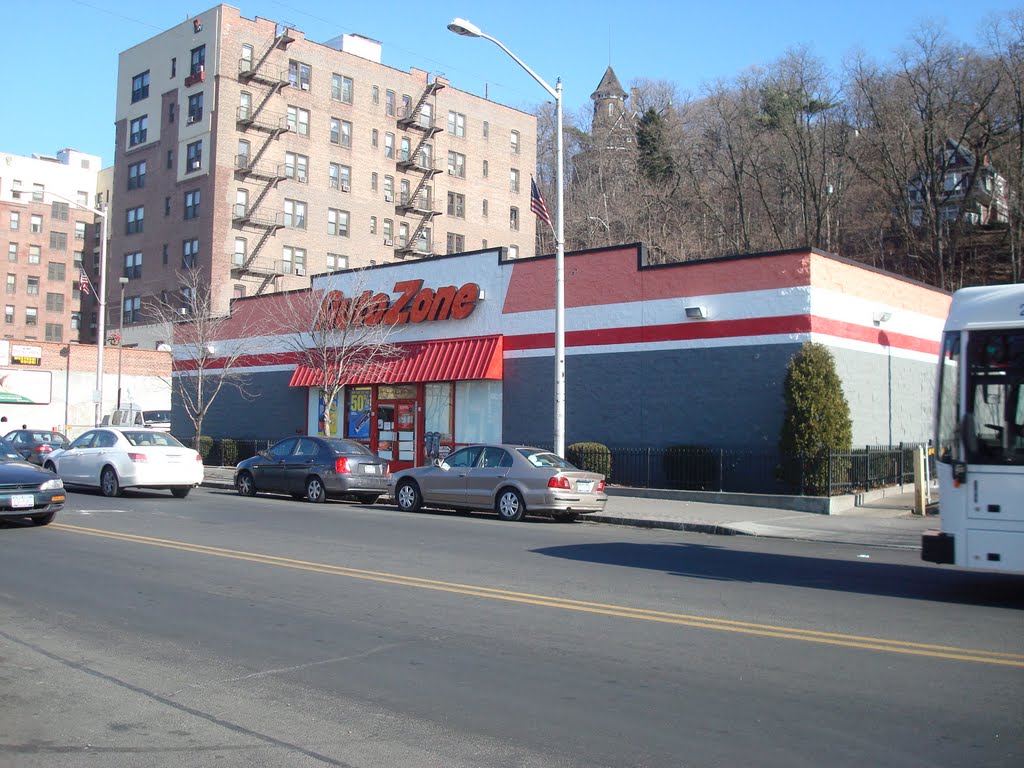 Auto Zone, South Broadway