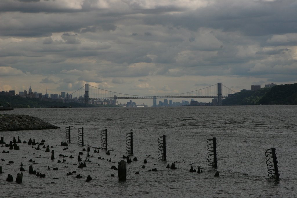 NYC  - GWB - JC - Fort Lee,  View from Yonkers