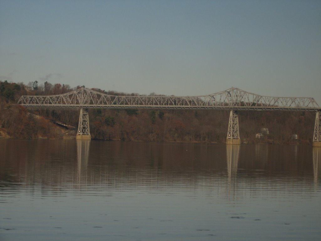 Rip Van Vinkle Bridge from Amtrak
