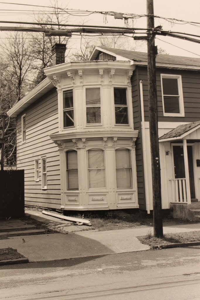 60 Franklin St. (late 80s)