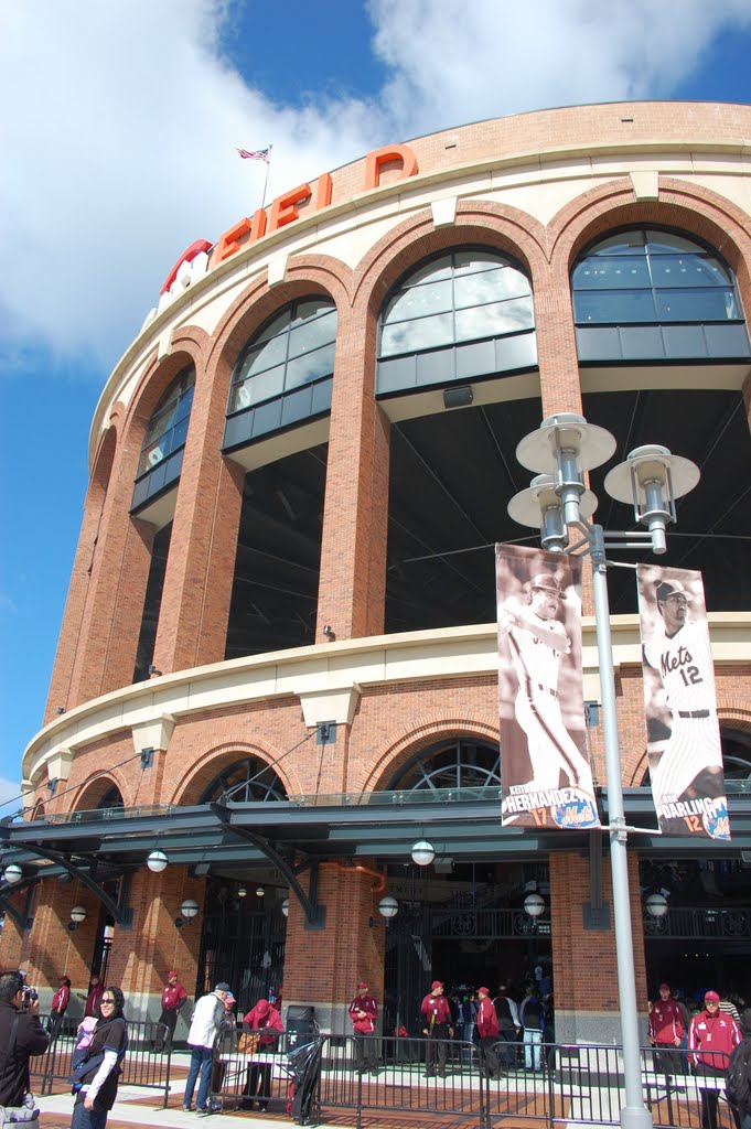 Brooklyn Dodger Blue Sky Over Jackie Robinson Rotunda - KMF