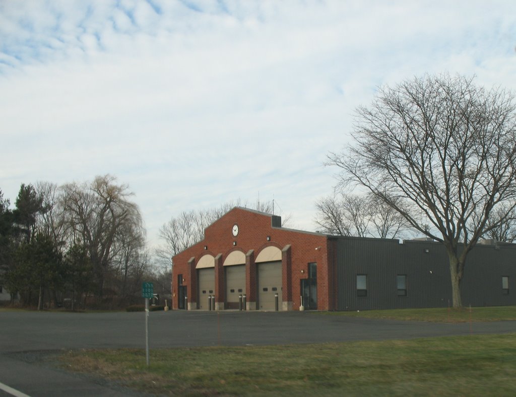 Garages off Watervliet-Shaker