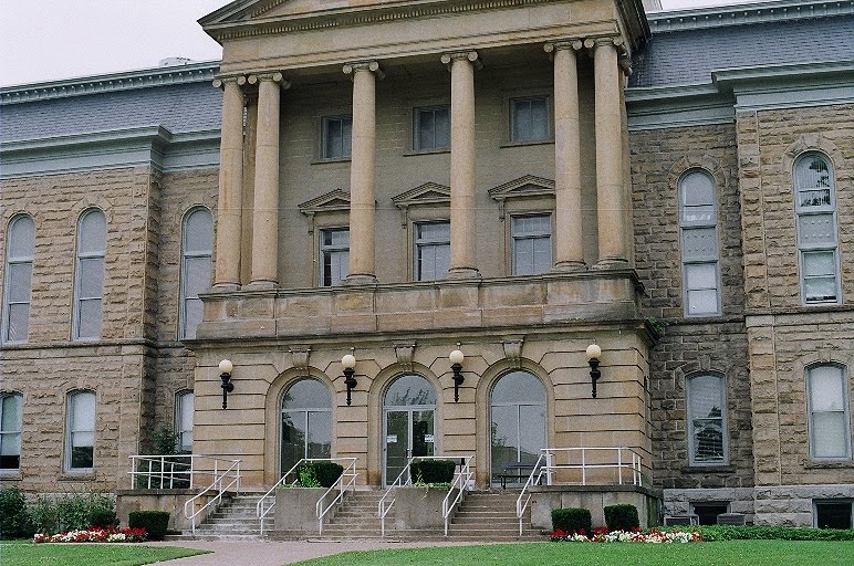 Niagara Courthouse