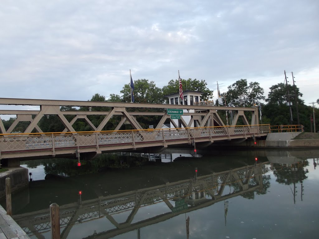 Draw bridge.