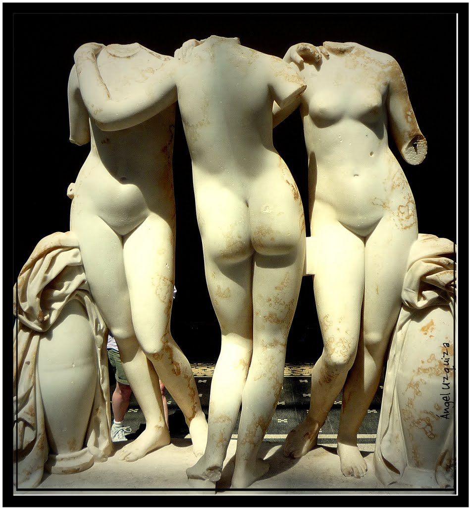 The Three Graces - Metropolitan Museum of Art - New York - NY