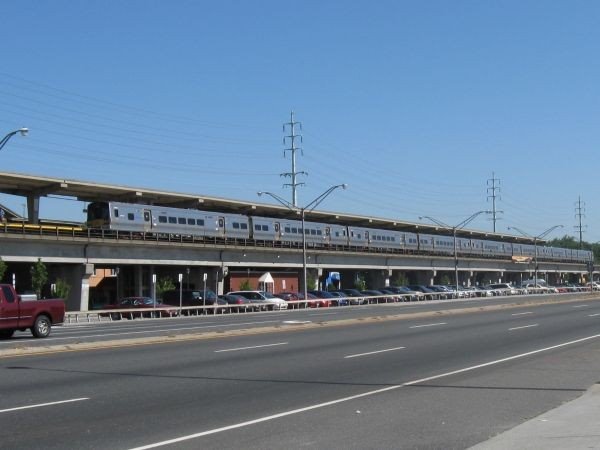 Sunrise Highway @ Merrick Ave