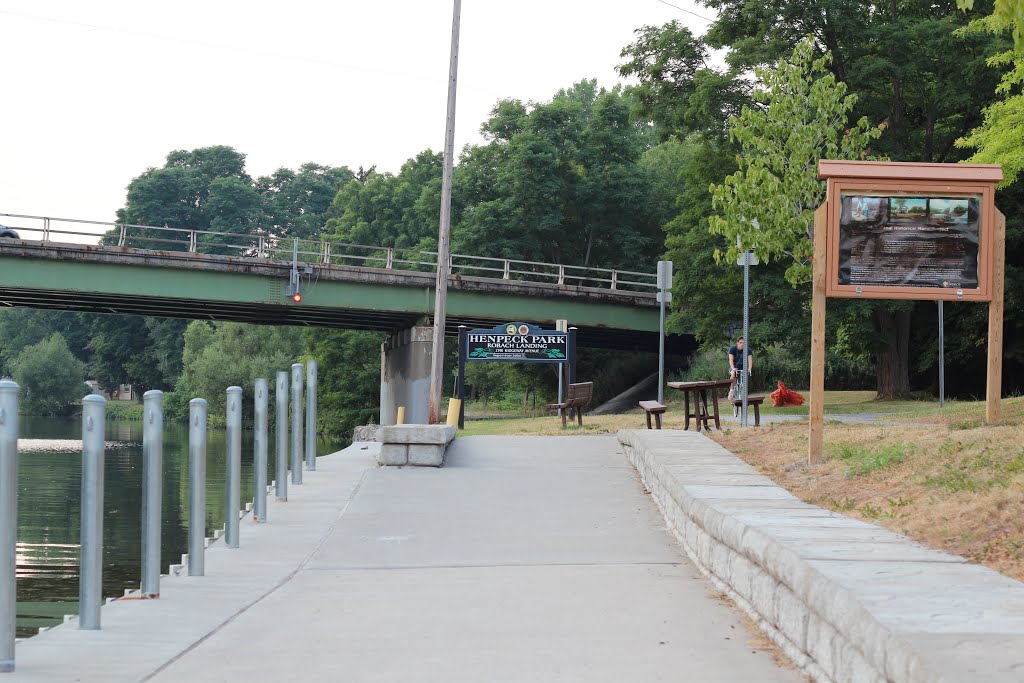 Henpeck Park boat launch