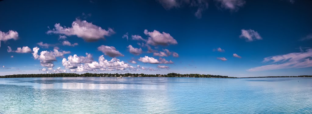 Grand Island Panorama