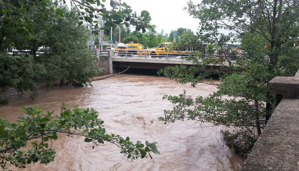 Bridge on the New Hartford/Utica border on Genesee st.