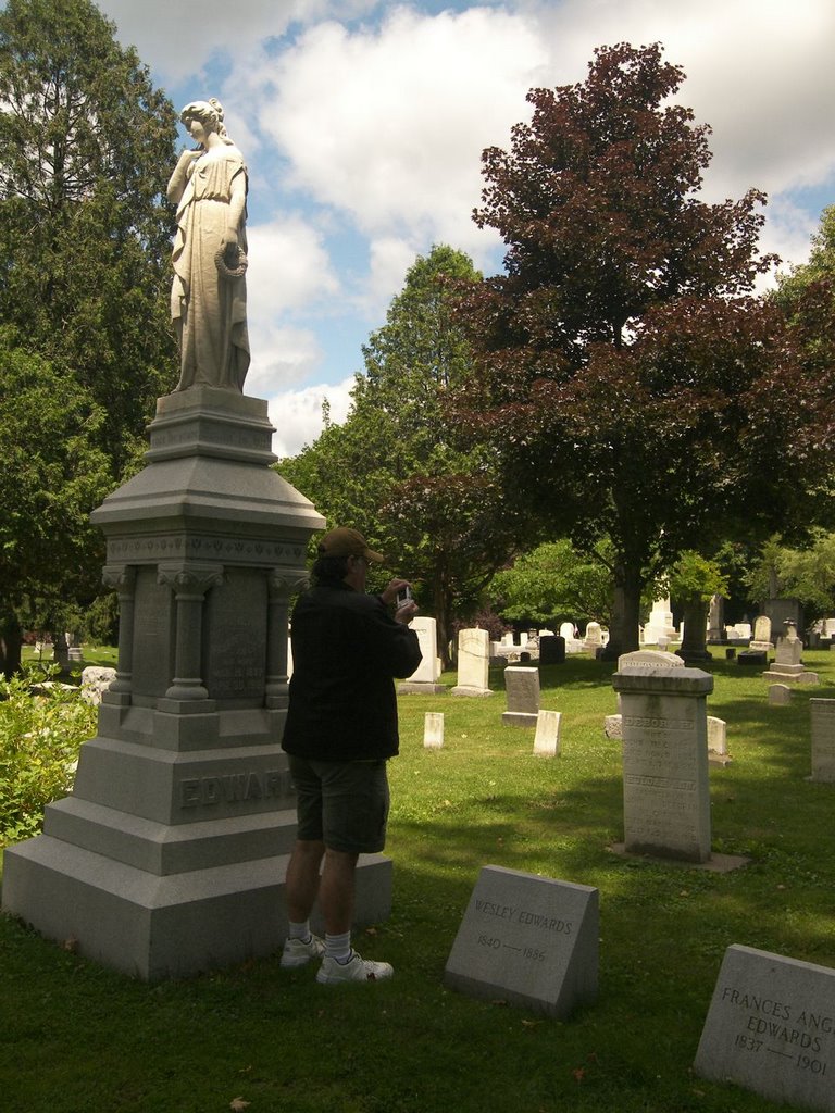 Huldah Ann McCraney - Murdered & Buried 1860 directly in front of Norman