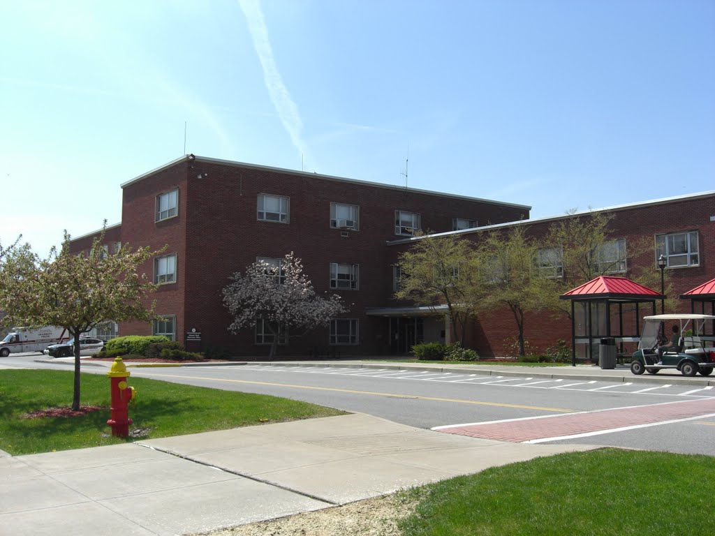 SUNY Oneonta Alumni Hall