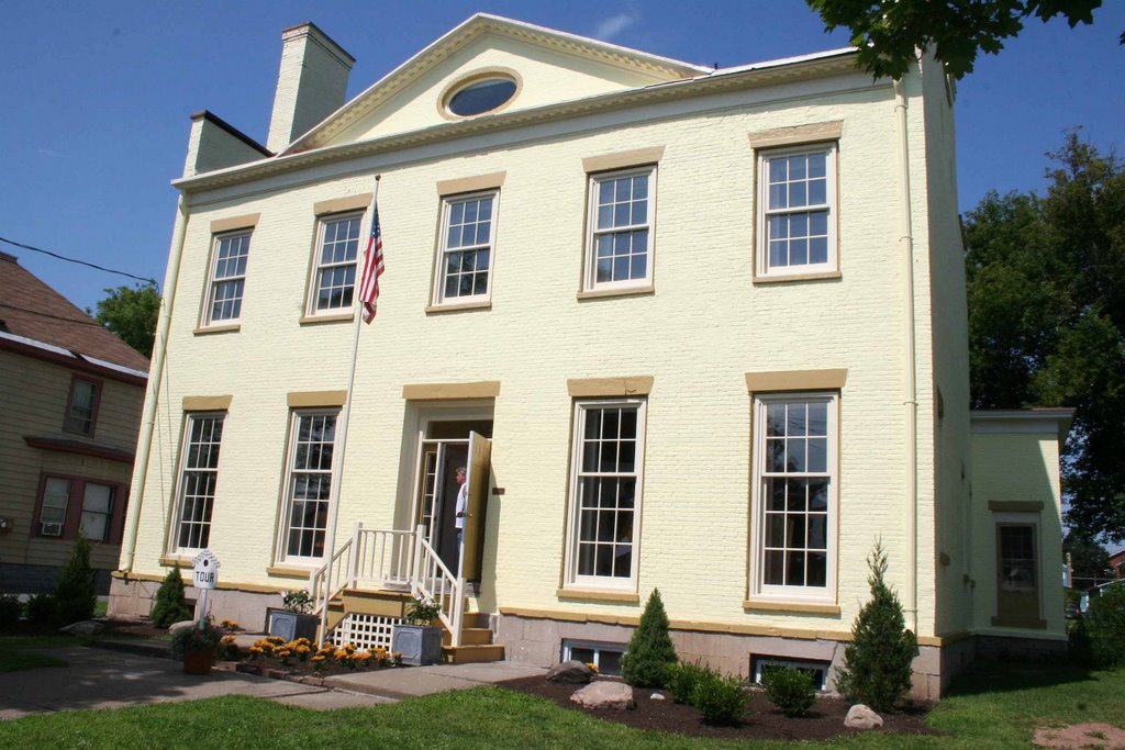 Arsenal House