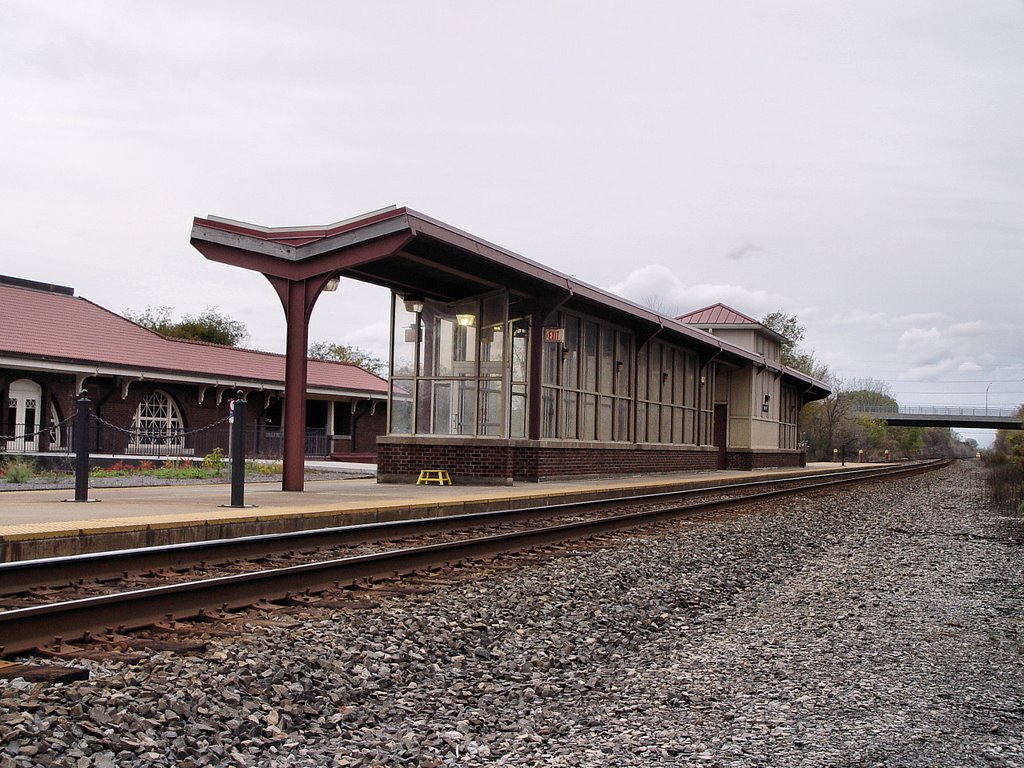 Rome NY Train station platform.