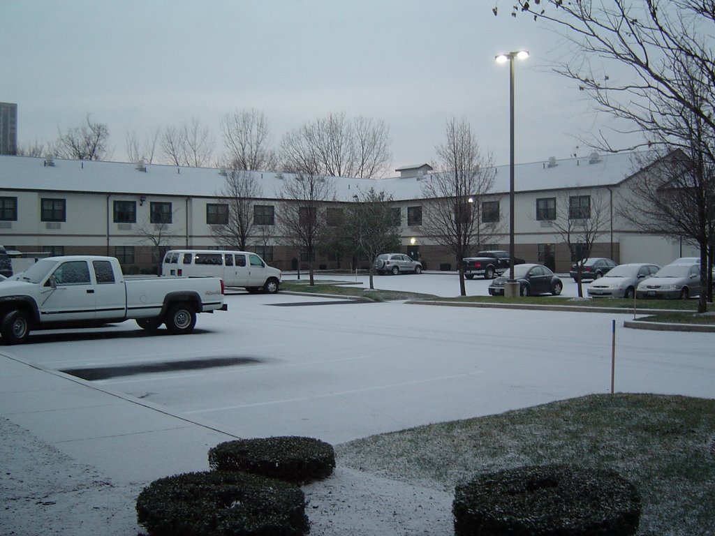 ExtendedStay Hotel Parking lot