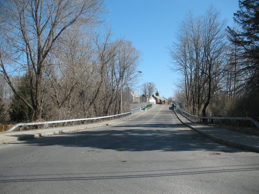 Oak Street bridge