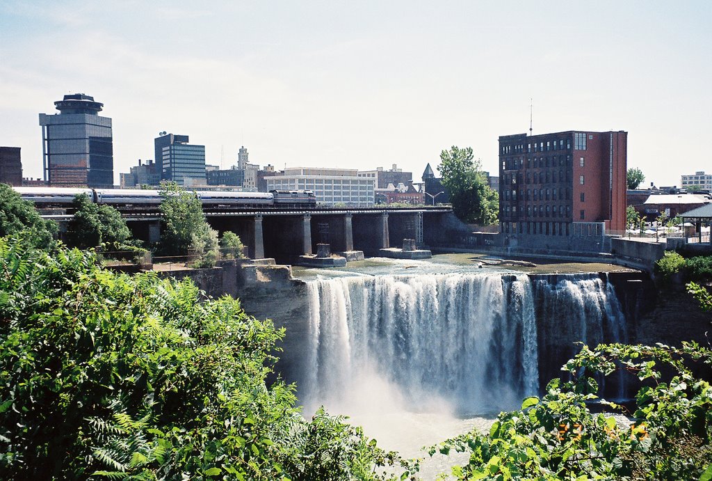 Amtraks Maple Leaf crossing over the High Falls in downtown Rochester on its way to Toronto.