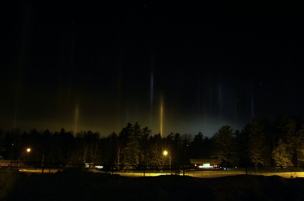 Northern Lights, Saranac Lake, NY, 9pm, dec 20, 2008