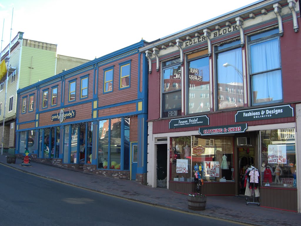 Saranac Lake, downtown, aug 28, 2007