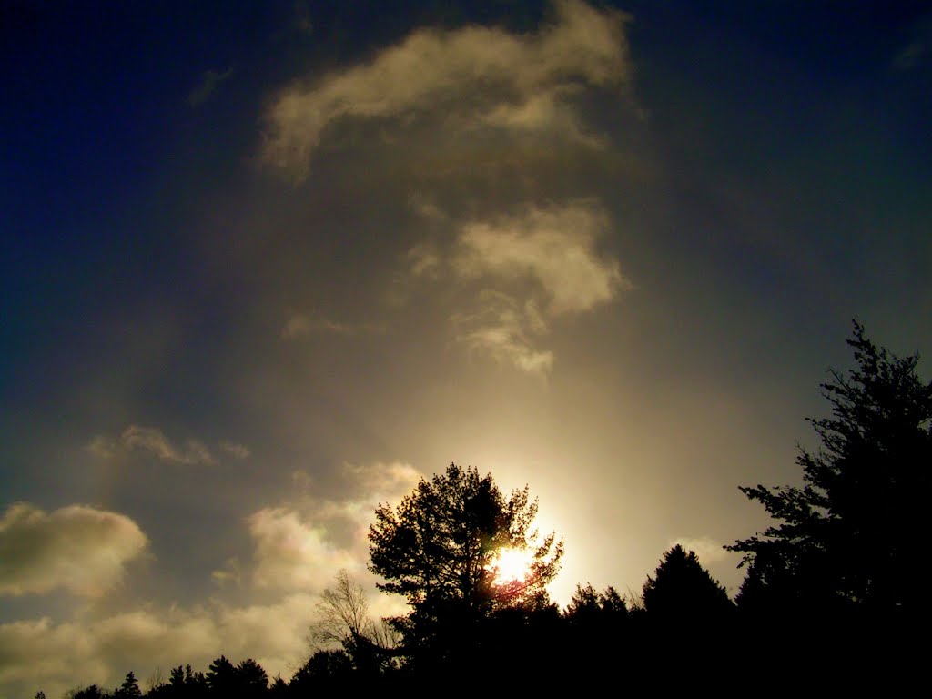 sun halo, 8am, march 1, 2006, Saranac Lake, NY