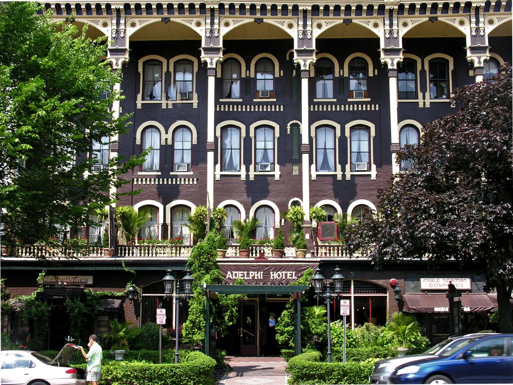 Adelphi Hotel
