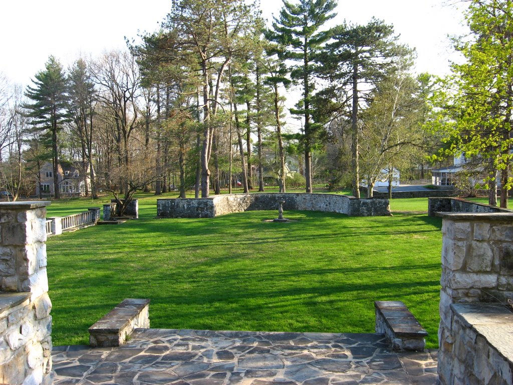 beside the Surrey Inn