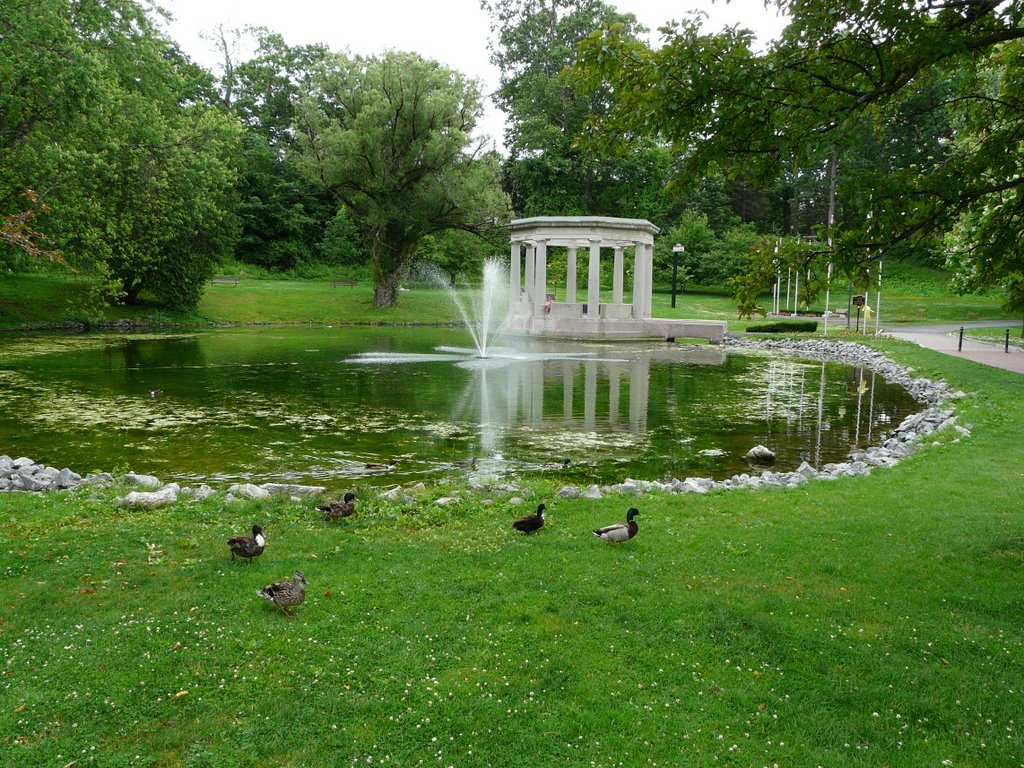 War Memorial (Saratoga Springs, NY)