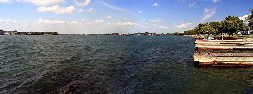 A view from Niawanda Park