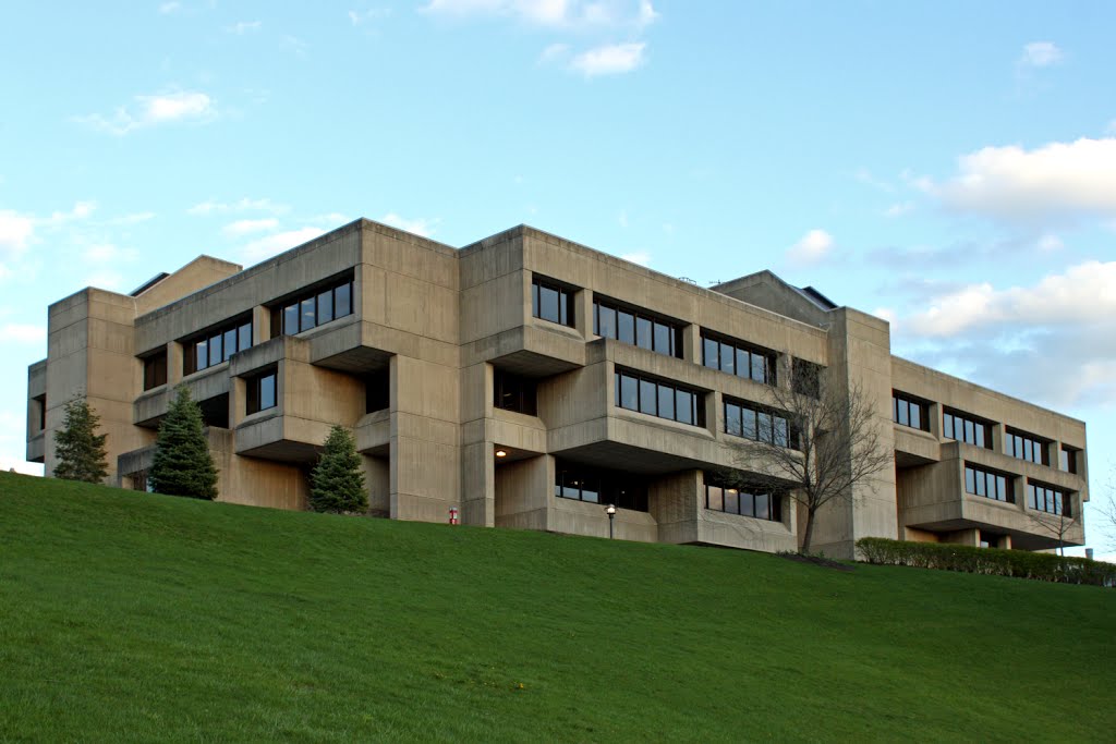 Folsom Library