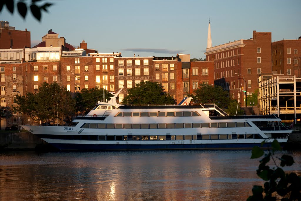 Cruise Boat on the Hudson River