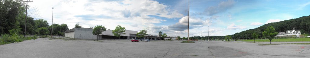 The Dutchess Mall Parking Lot