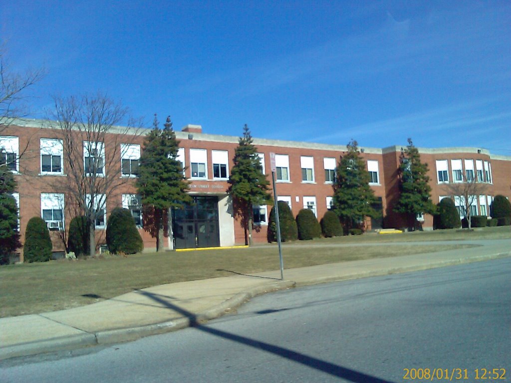 Washington street school. franklin Square
