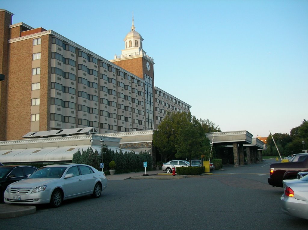 Garden City Hotel