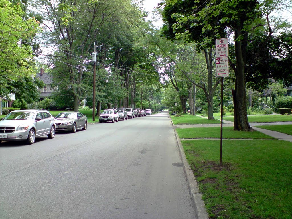 East Aurora street scene