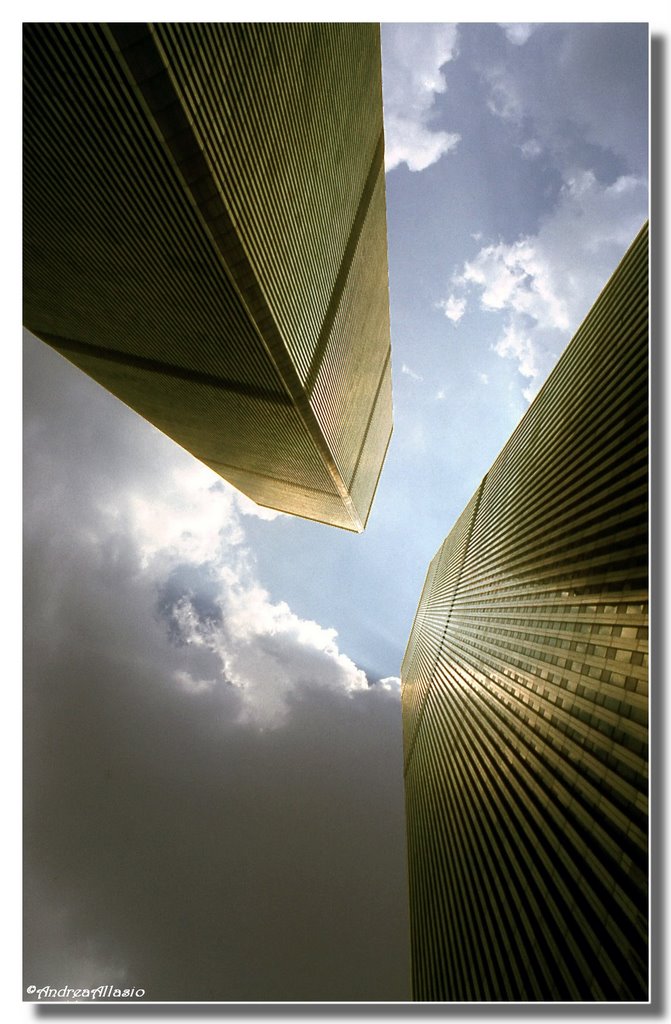 In memory of life - (WTC, slide from June 1986) - Winner of CSP Aug 2010