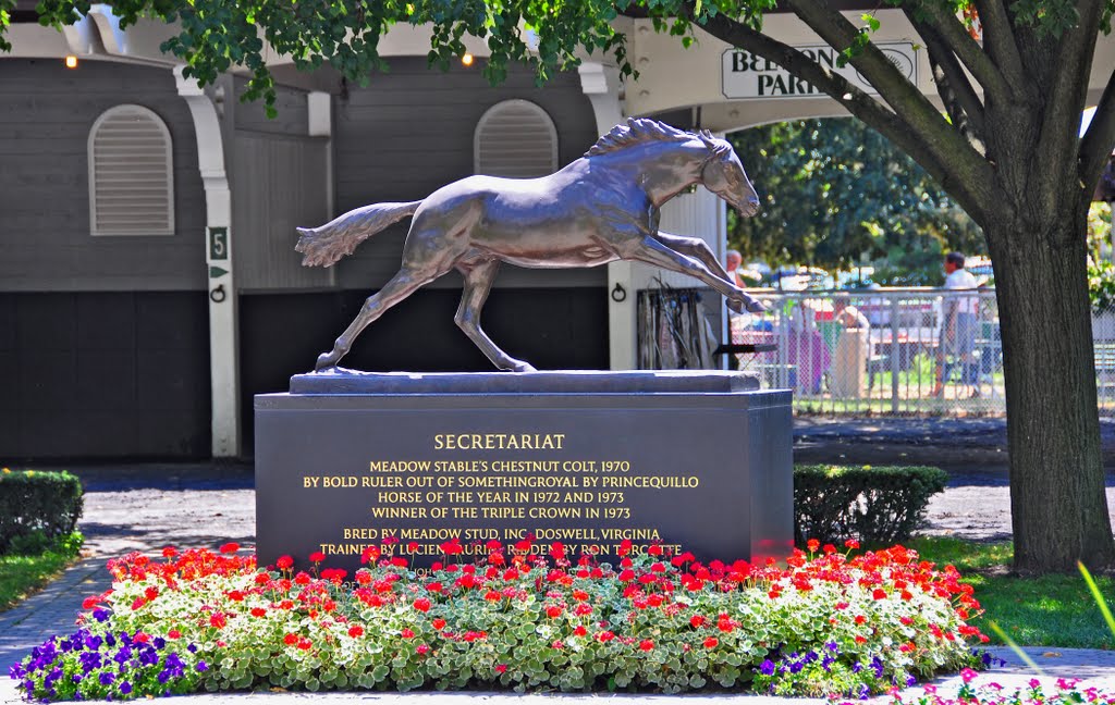 SECRETARIAT