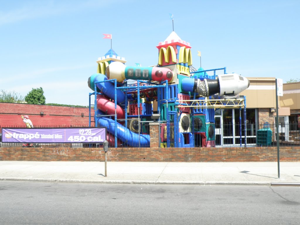Beautiful Play place of Mac Donalad in the spring in New York City.