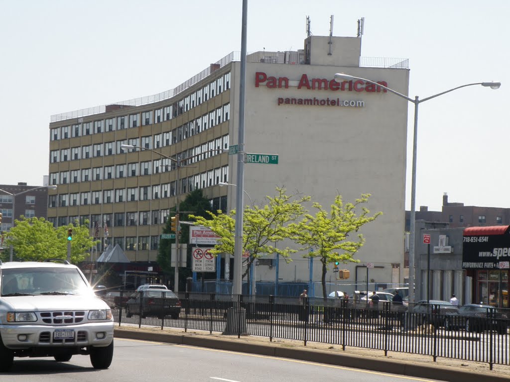 Beautiful Pan American building in the spring in New York City.