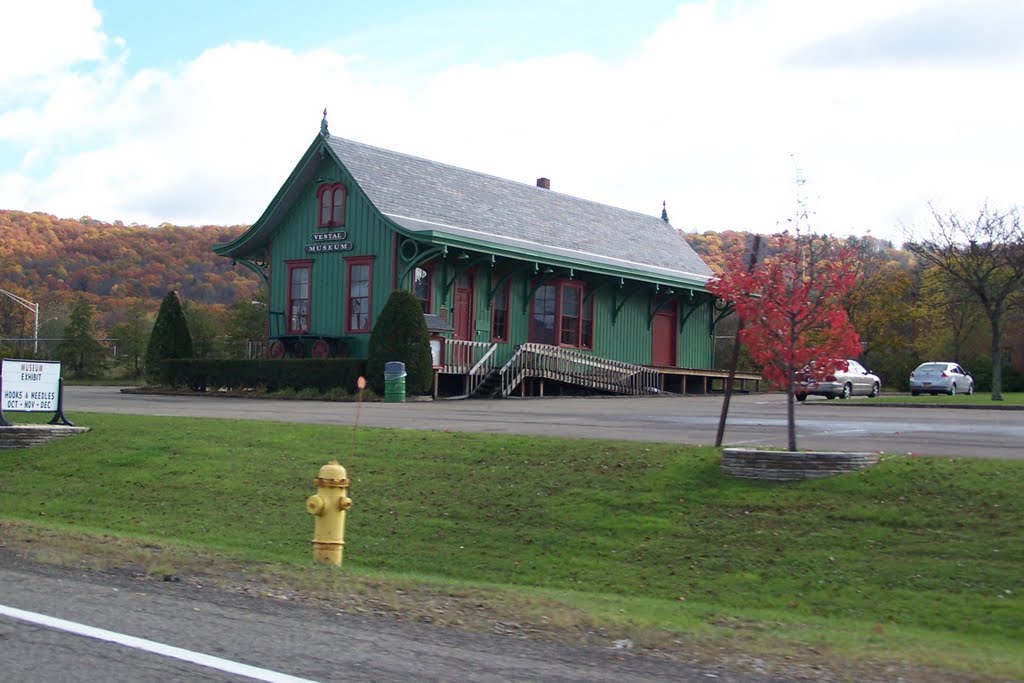 DL&WRR Station ; Vestal, NY 10/2011