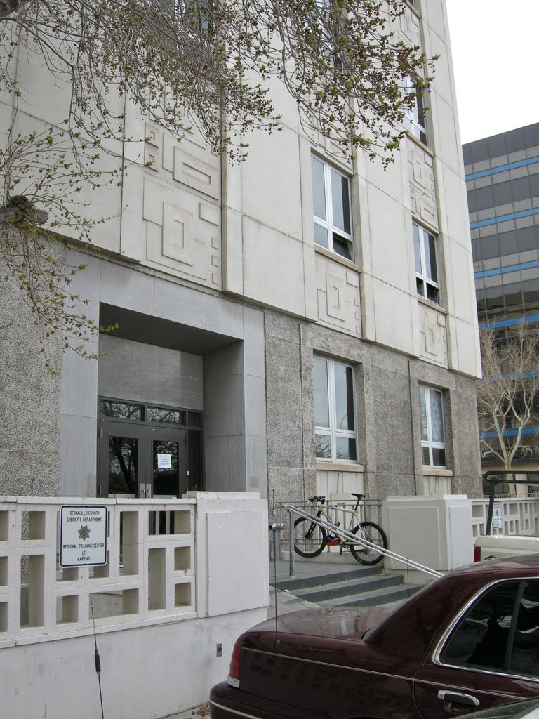 Corner of 5th and Tijeras NW