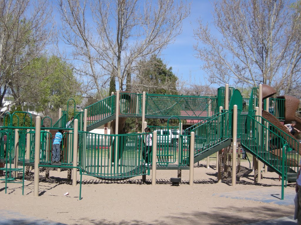 Kit Carson Park at Kit Carson and Alcalde SW