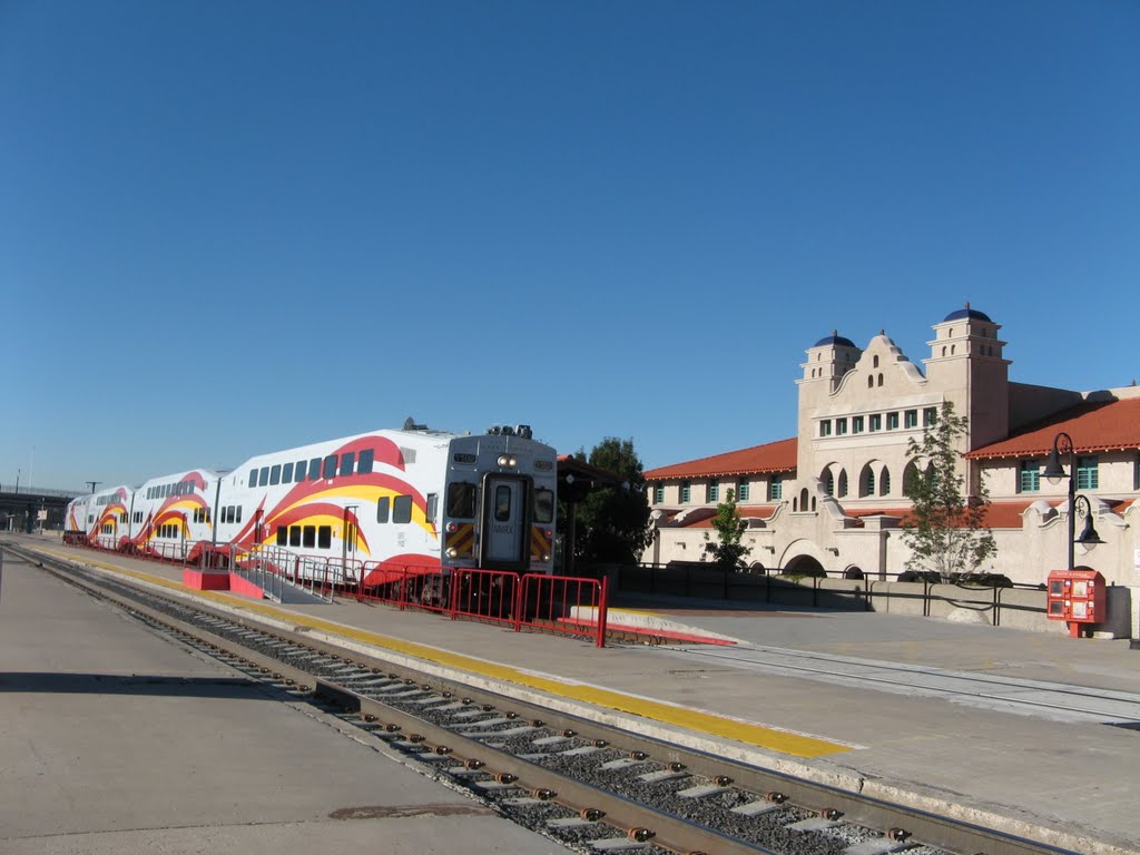 RailRunner commuter train, Alvarado Transportation Center, Albuquerque, New Mexico