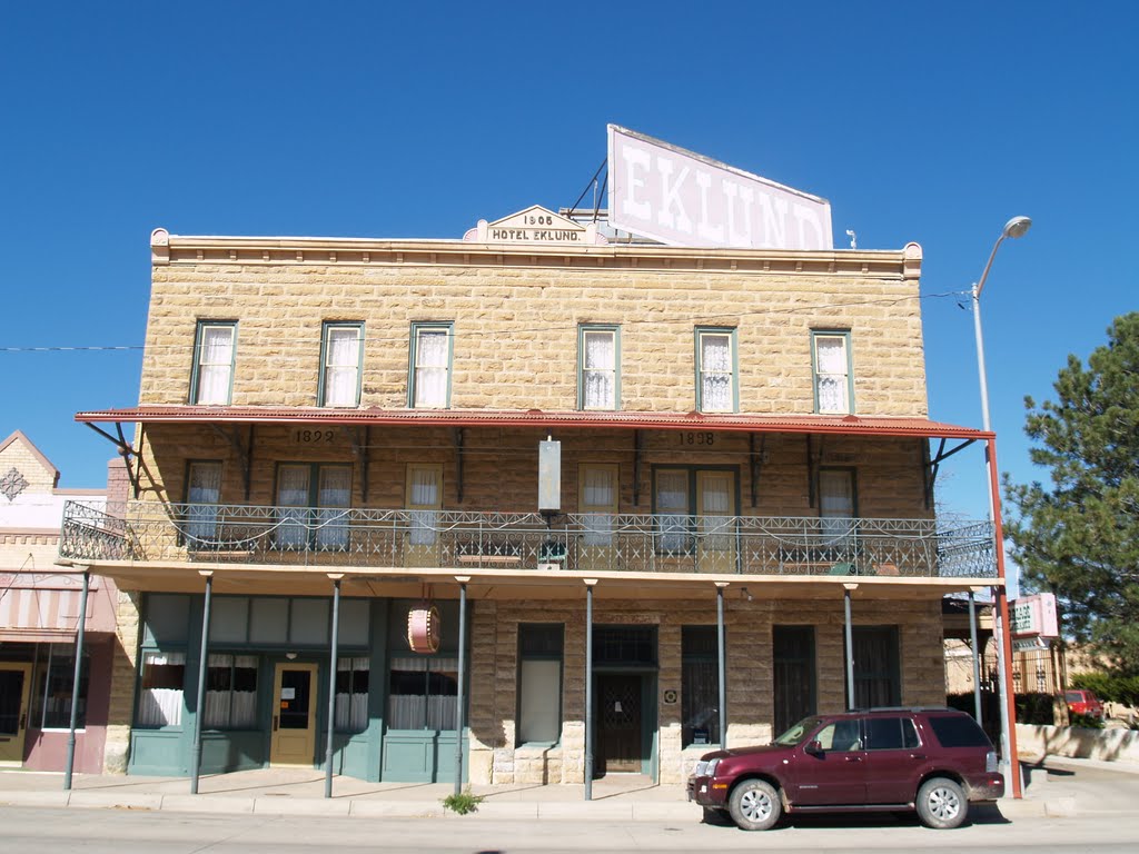 The Historic Eklund Hotel (www.hoteleklund.com)